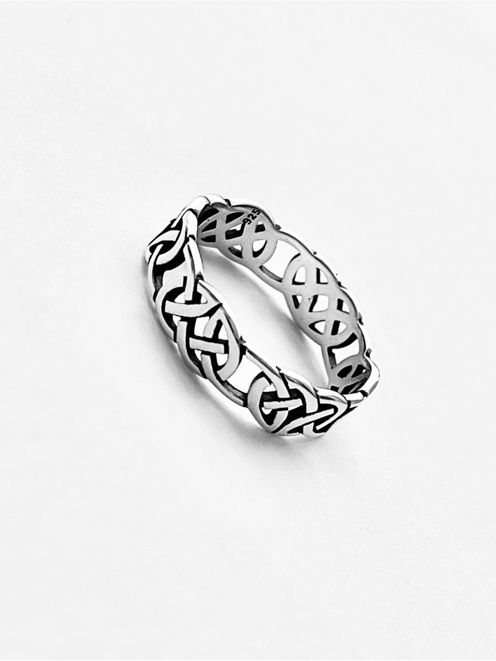 Sterling Silver Eternity Celtic Band, Trinity Knots Wedding Band, Stackable Ring